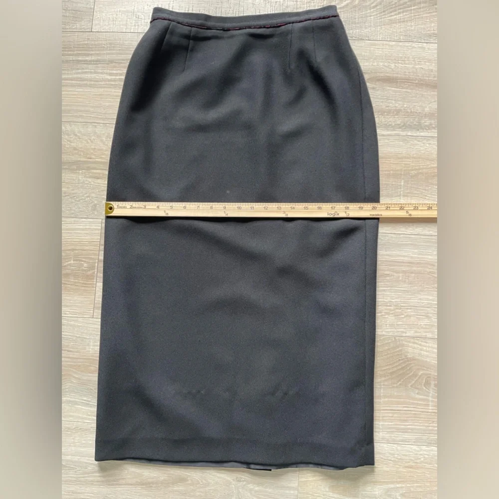 Kasper & Company ASL Burgundy & Black Skirt Suit | Women’s 14